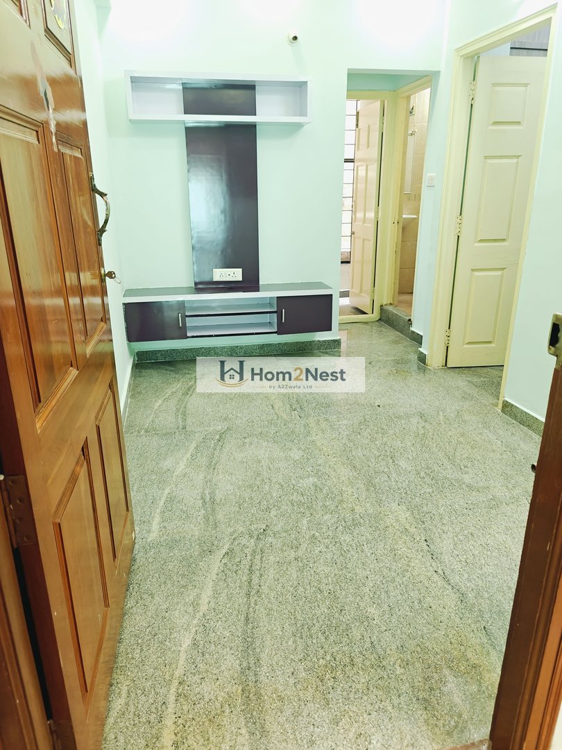 Semi Furnished 1 BHK Builder Floor for Rent in BTM Layout - view 3